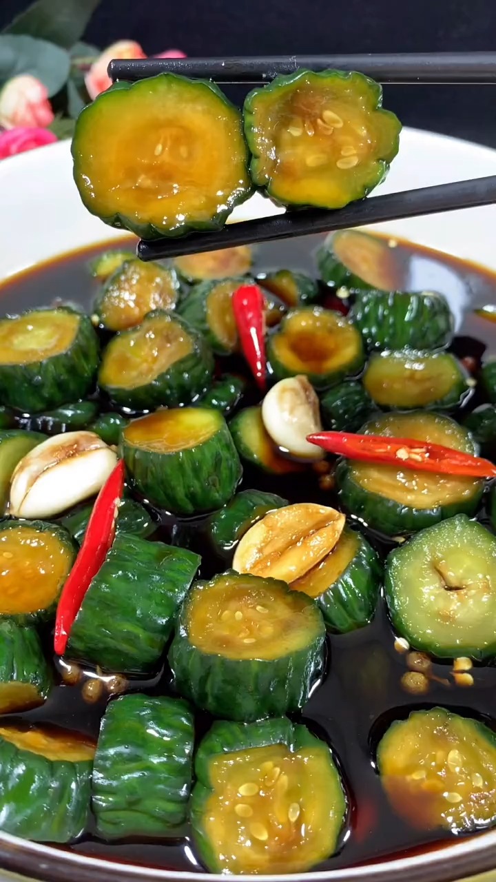 泡黄瓜墩,一道夏天爽口开胃小凉菜