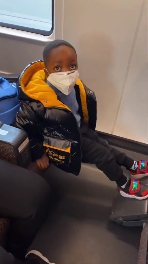 黑蛋儿第一次做动车#走进非洲