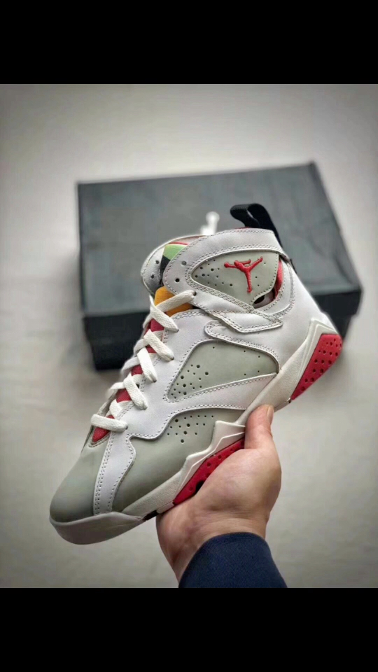 aj7 兔八哥配色