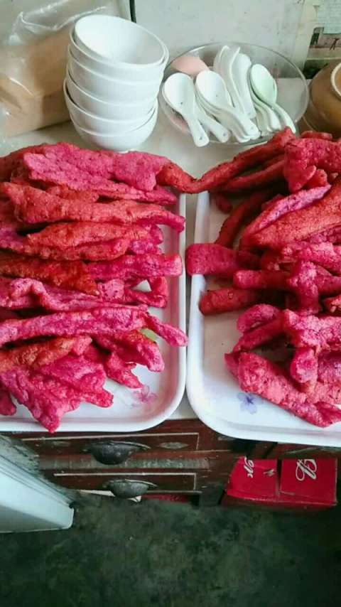 第一次做的火龙果油条