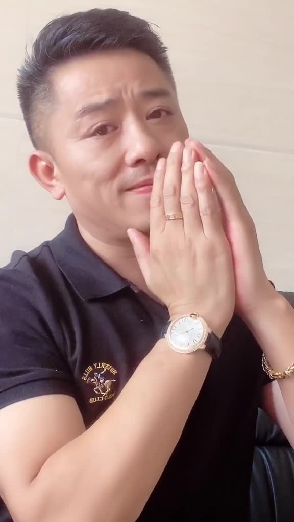 网上到处是美女帅哥老铁们就看纯素颜73年老头真实的我,会不会吓到你.