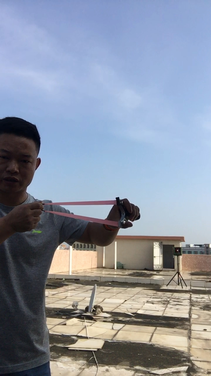 弹弓入门请进,关注微视,关注无架金戈050505