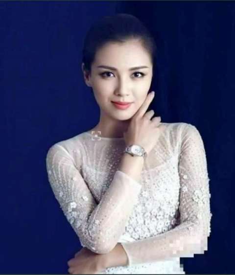 孩子玩手机上隐怎么办_孩子玩手机上瘾会有什么后果_孩子手机瘾大