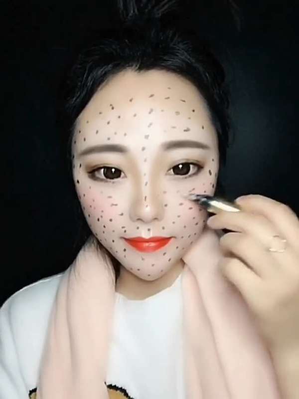 一觉醒来满脸的麻子,好吓人 @经纪人小微