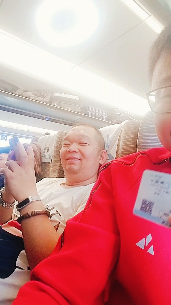 合作伙伴完成选址工作,今天国际庄启程与公司设计总监出差广州,佛山