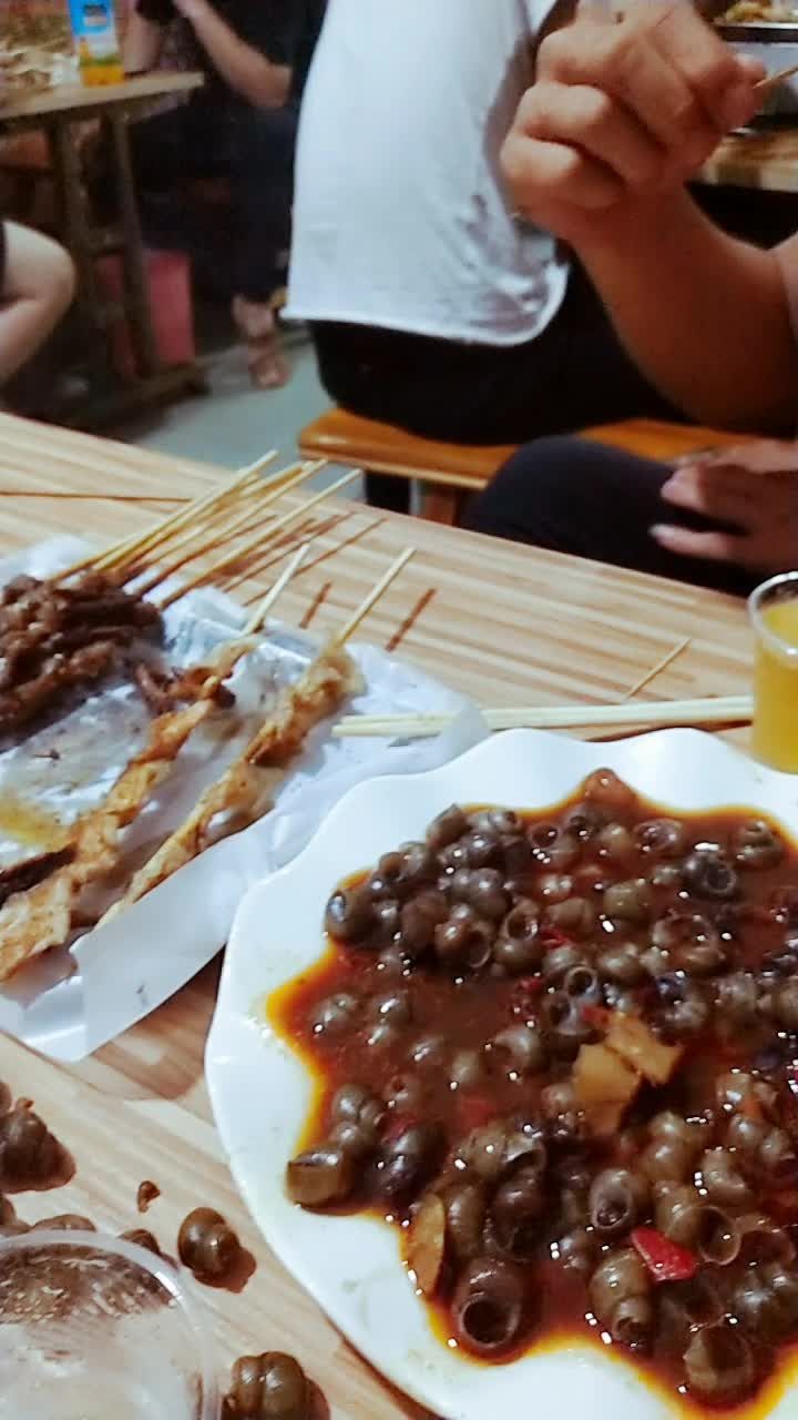 吃点夜宵