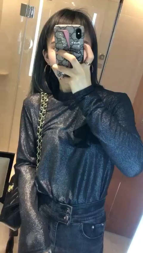 slashyouth 在微视发布了一个超有趣的视频,速来前排围观!