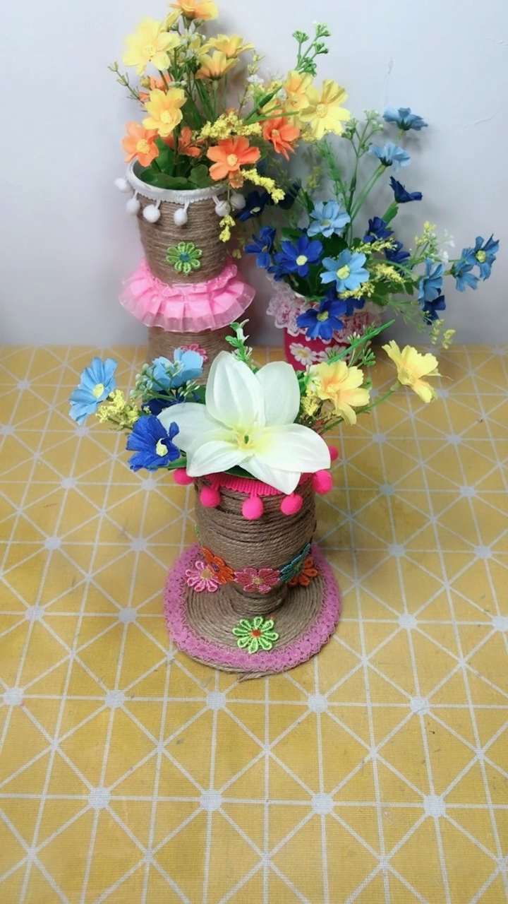 矿泉水瓶秒变花瓶