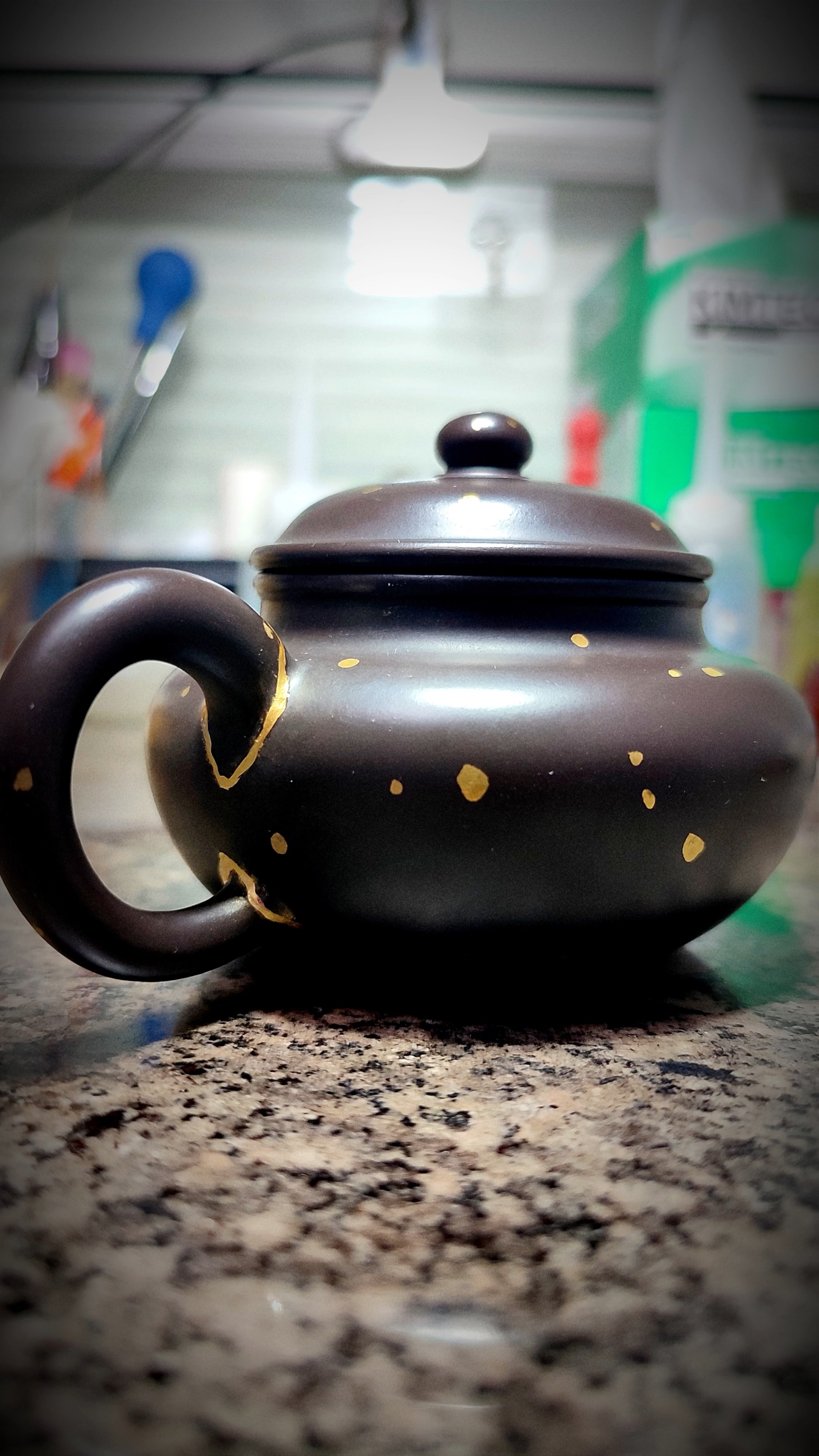 金缮修复紫砂壶把#锔瓷金缮#紫砂壶修复#传统手艺