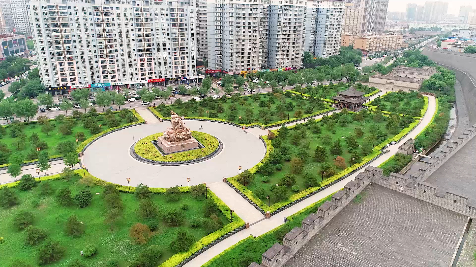 临汾古城公园,把历史告诉未来.