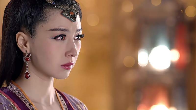 蜀山战纪:屠媚埋怨大哥折磨警我,却被大哥责怪太傻,被警我利用武侠片