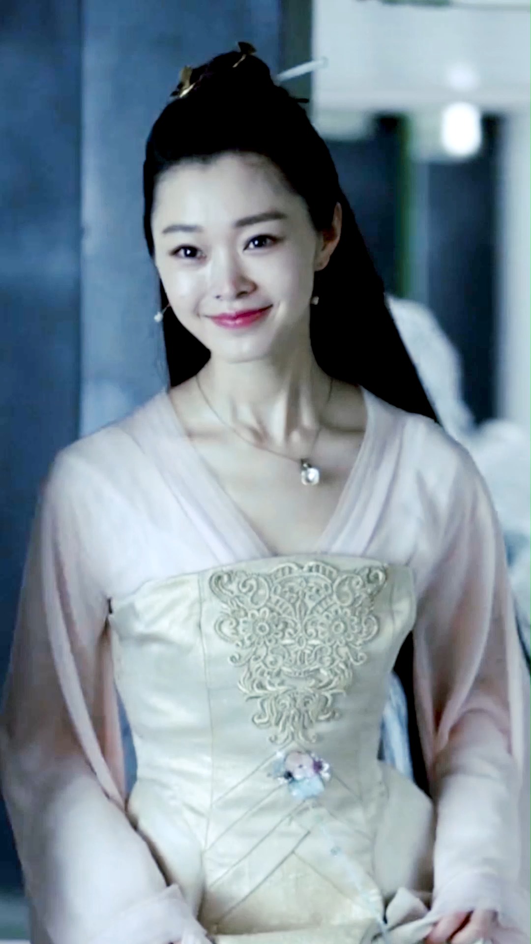 范若若如花如玉一般的美好,宋轶真的把她演活了.