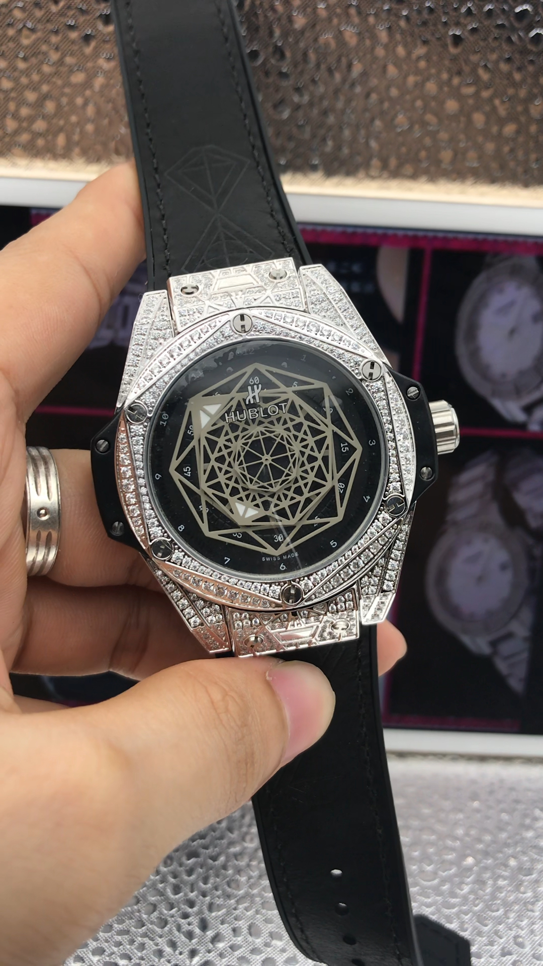 恒宝满钻潮流男士时尚腕表 手表奢侈品搭配