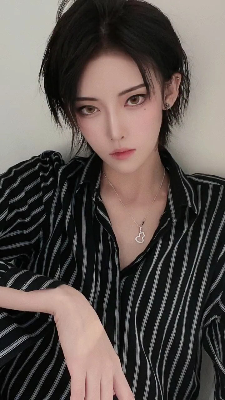 女生帅起来!嘻嘻