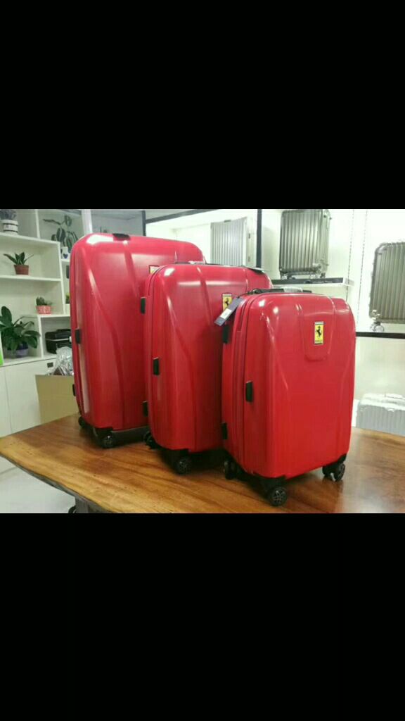 法拉利拉杆箱 新秀丽行李箱 美旅旅行箱 20寸 24寸 28寸 请加 微信号