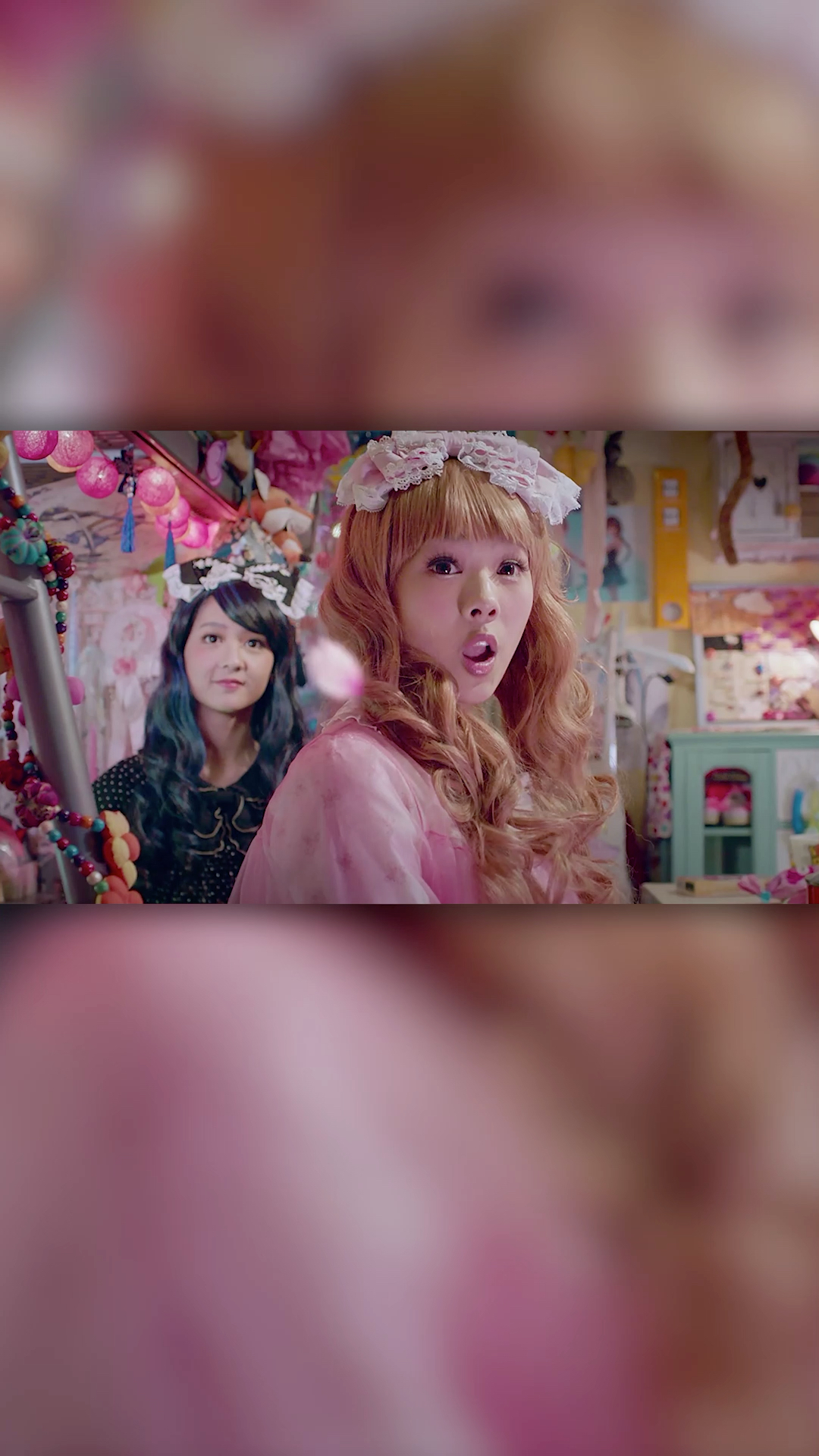 贝贝酱和塔塔酱合唱《陌上寸草》   好听极了……@{uid