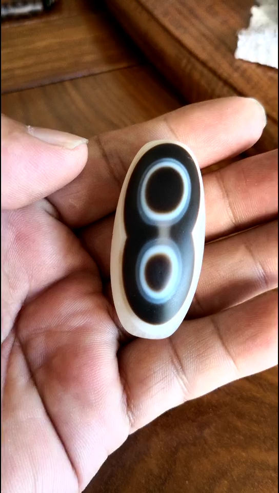 天然极品双眼天珠