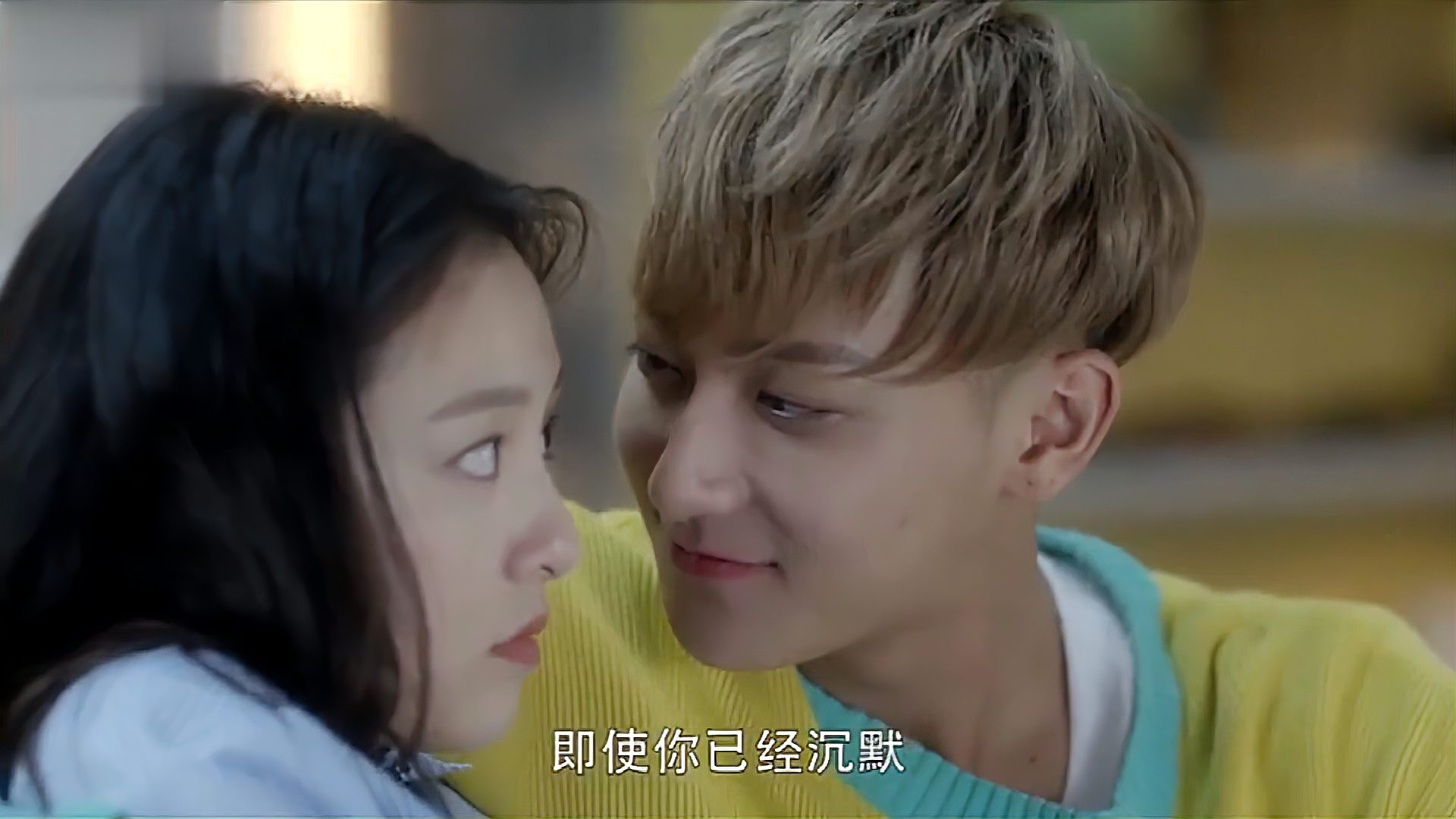 夜星空:黄子韬和吴倩正式确定关系,天天抱着吴倩撒娇,太腻歪了