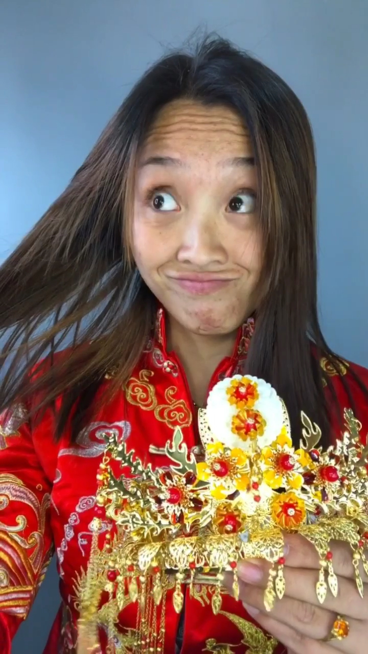 你有见过这么丑的新娘吗,小心赖上你哦!