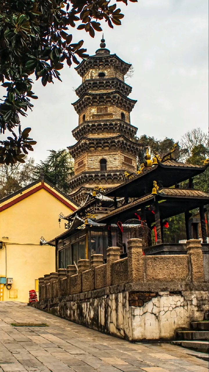 古芜湖八景之首的赭塔晴岚!