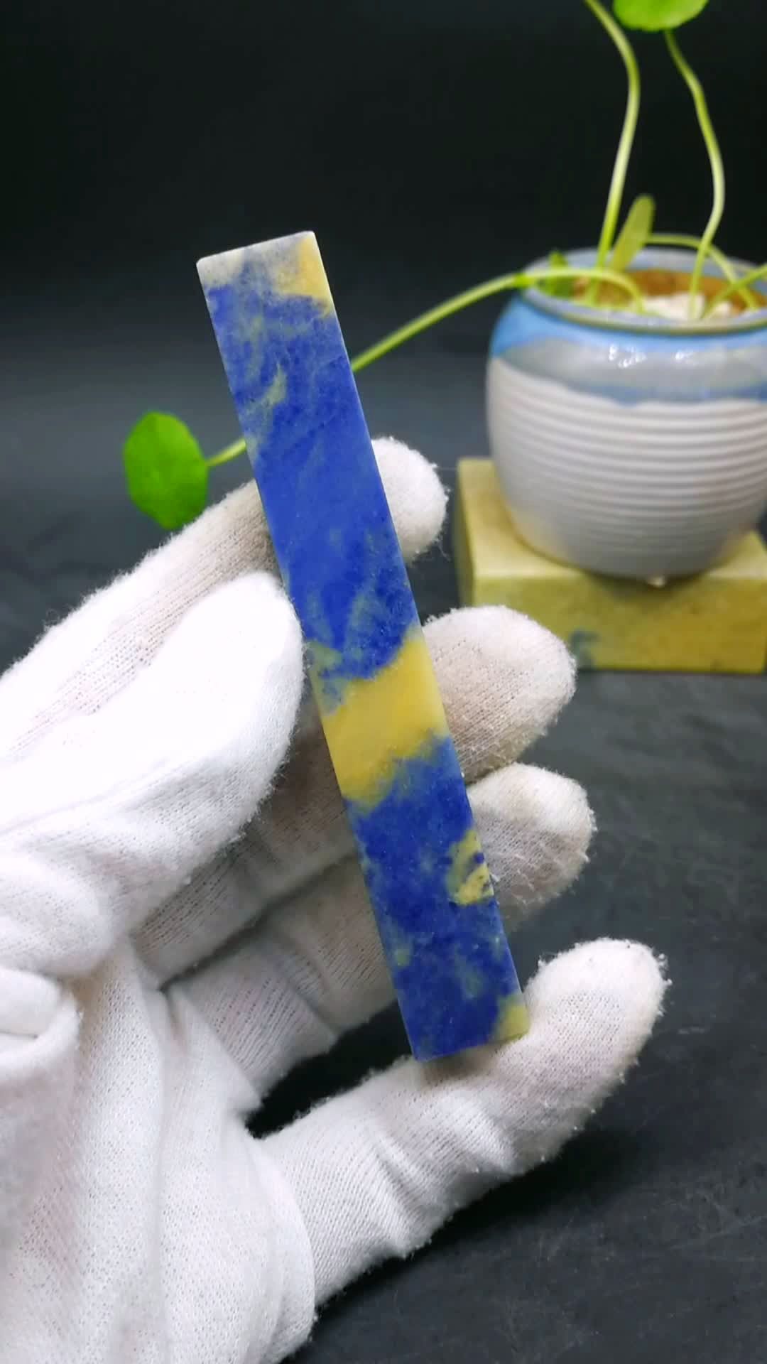 青田名石:封门蓝带印章