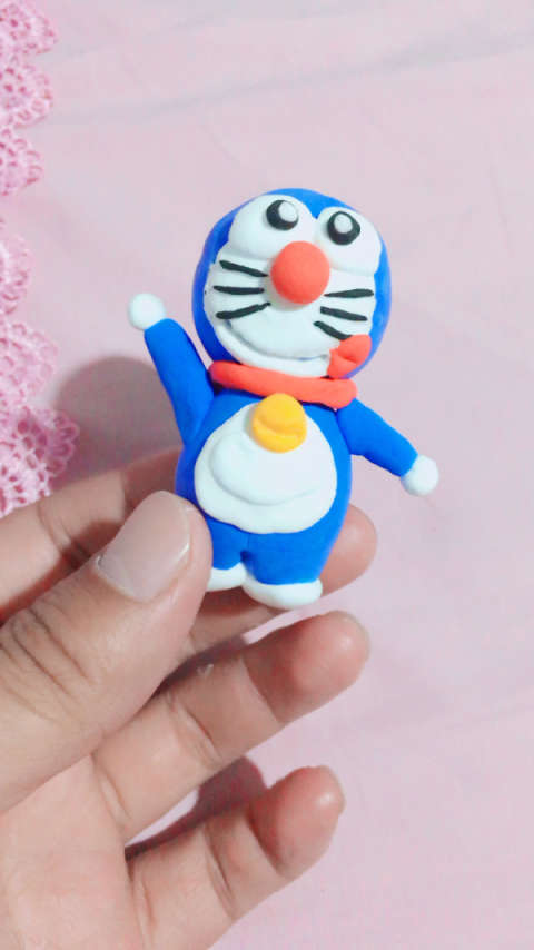 老婆用太空泥做的叮当猫