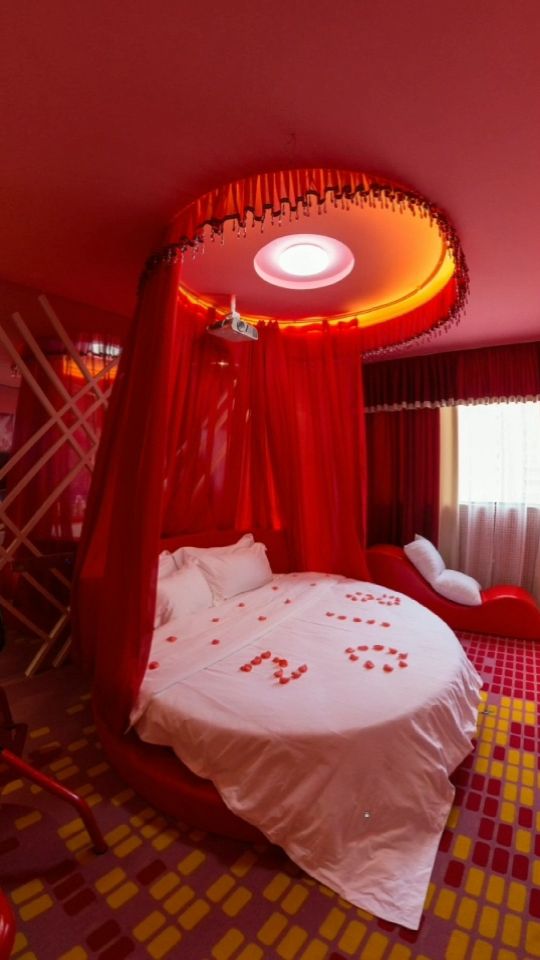 情侣主题卧室,最适合表白的地方