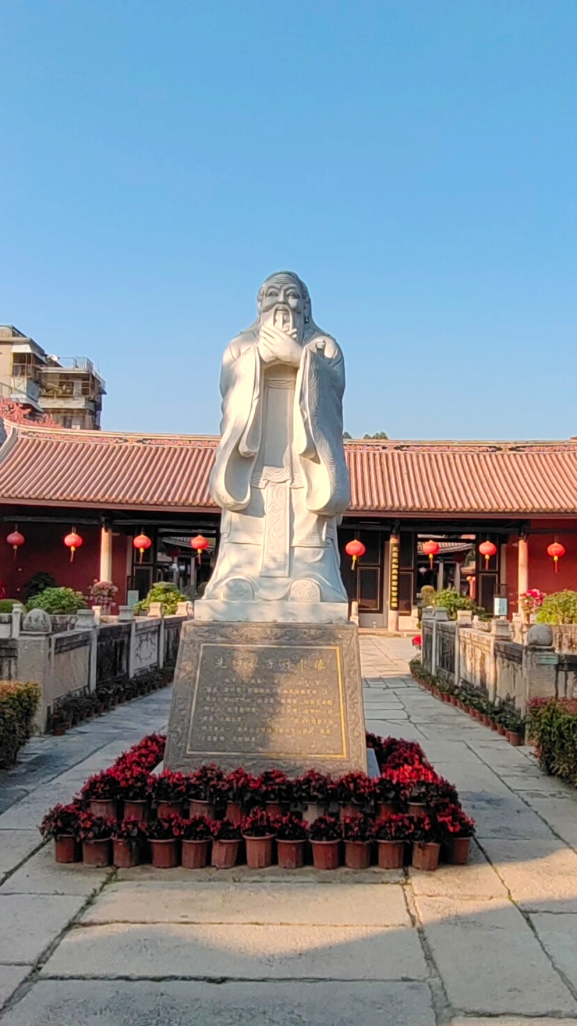 潮州海阳县儒学宫,历史文化古城内的孔庙,宏大的粤东古建筑代表