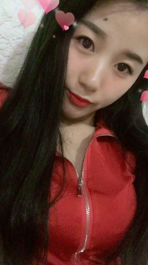 玲妹. 97 在微视发布了一个超有趣的视频,速来前排围观!