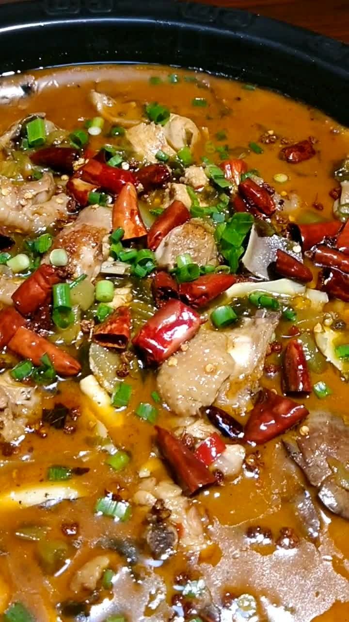 棒棒鸡火锅--老坛酸菜鸡