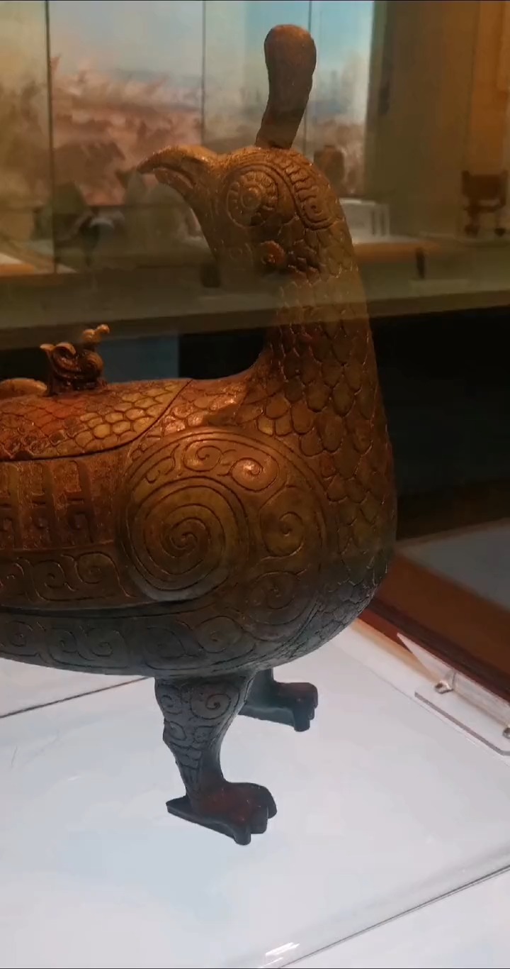 超越40万件珍贵藏品,山西博物院镇馆之宝"鸟尊,拥有者正是改唐为晋第