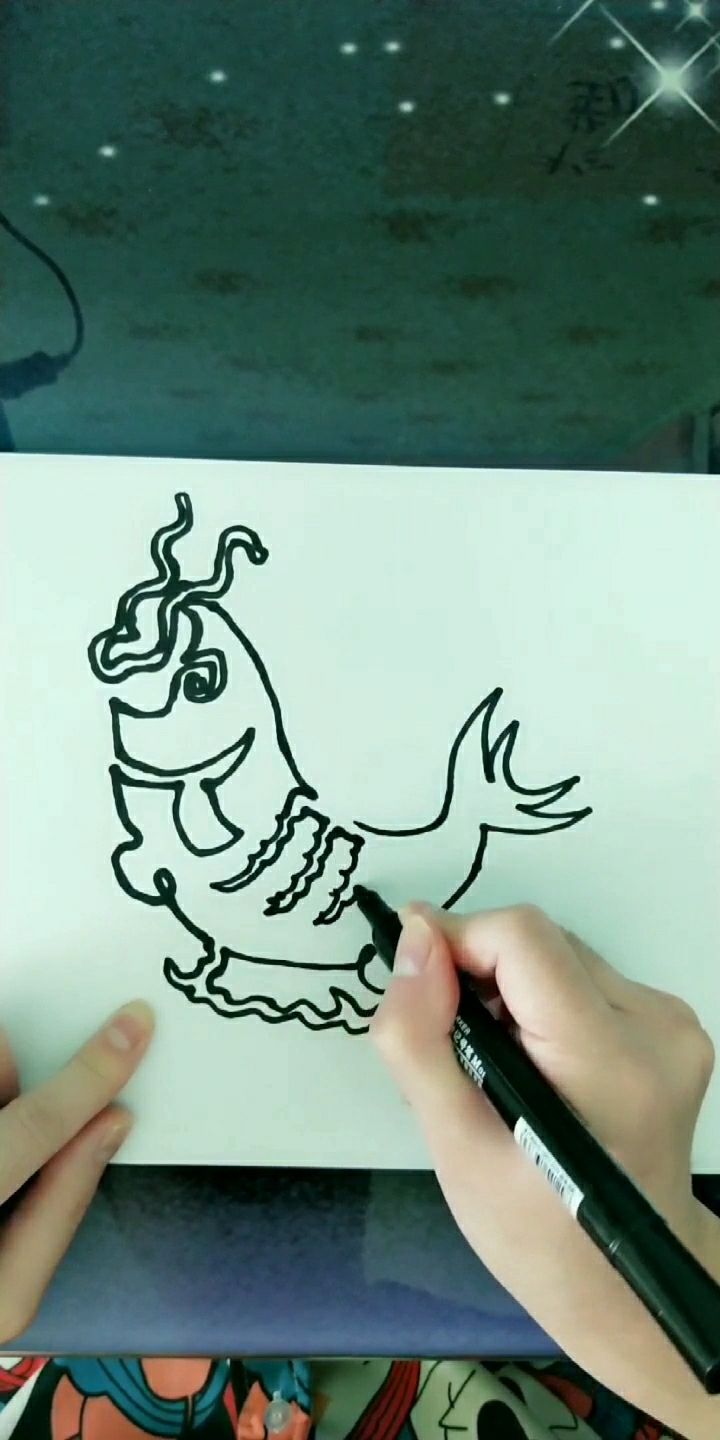 简笔画鱼,一笔画出鱼,中途抬笔算我输98@{uid:1502349662339070