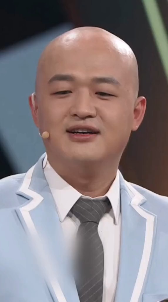 王牌对王牌,包贝尔天台喊话不要离家出走,父亲可能会给别人下跪去找你