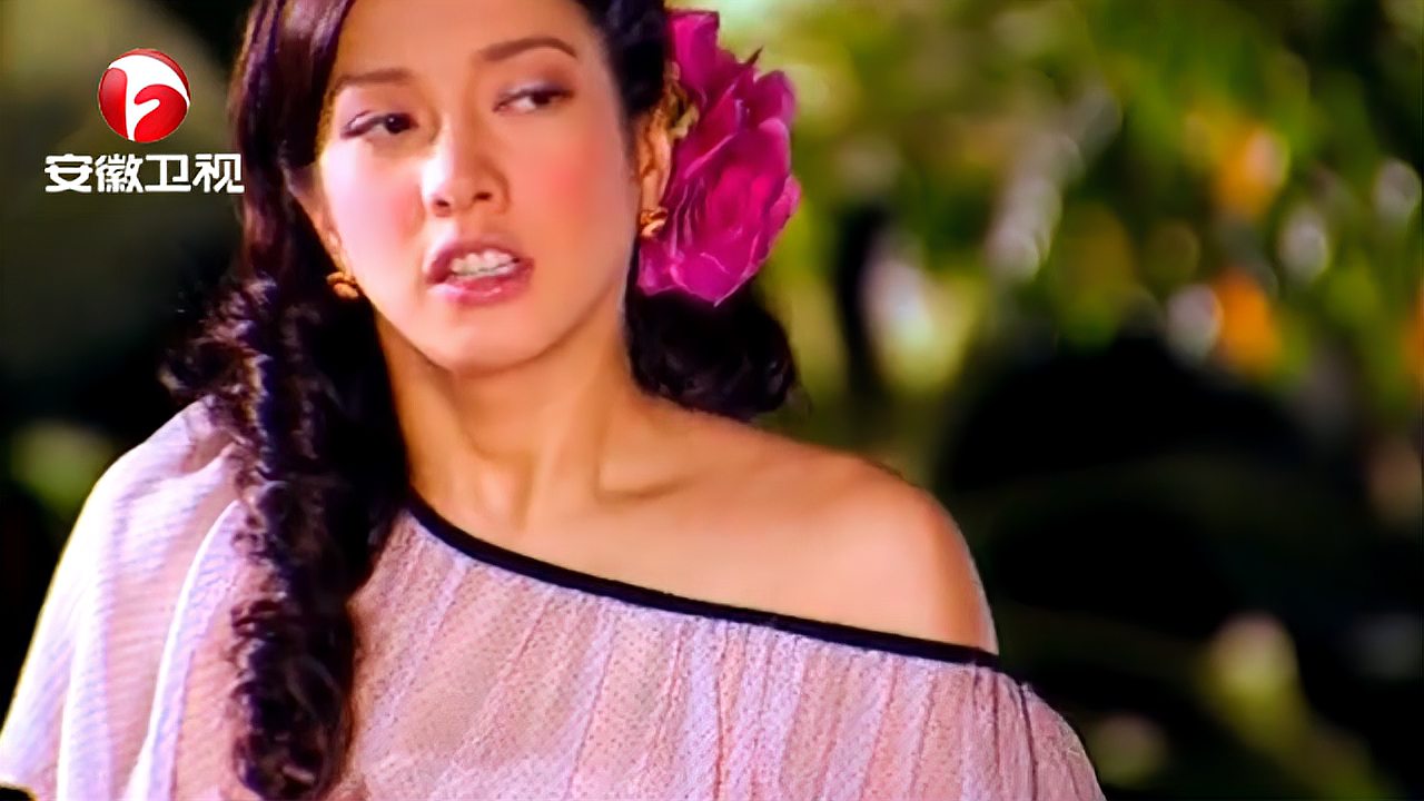 花环夫人:童帕拉迷恋迪拉卢王,怎料对方对她爱答不理,真解气