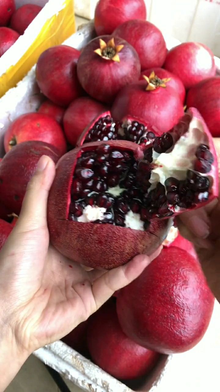 黑石榴  有朋友吃过的嘛?