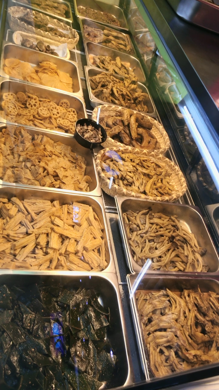 各种鸭货,菜品备齐