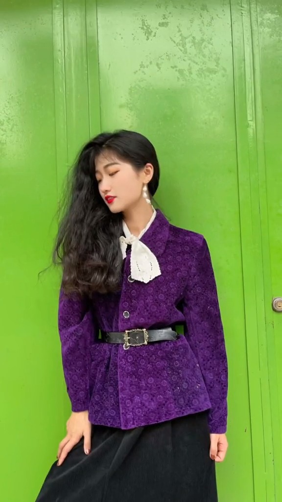 没有滤镜美颜下的梦依,好像也就这样了#港风