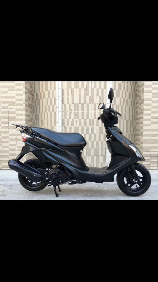 13年铃 铃木小绵羊电喷v125