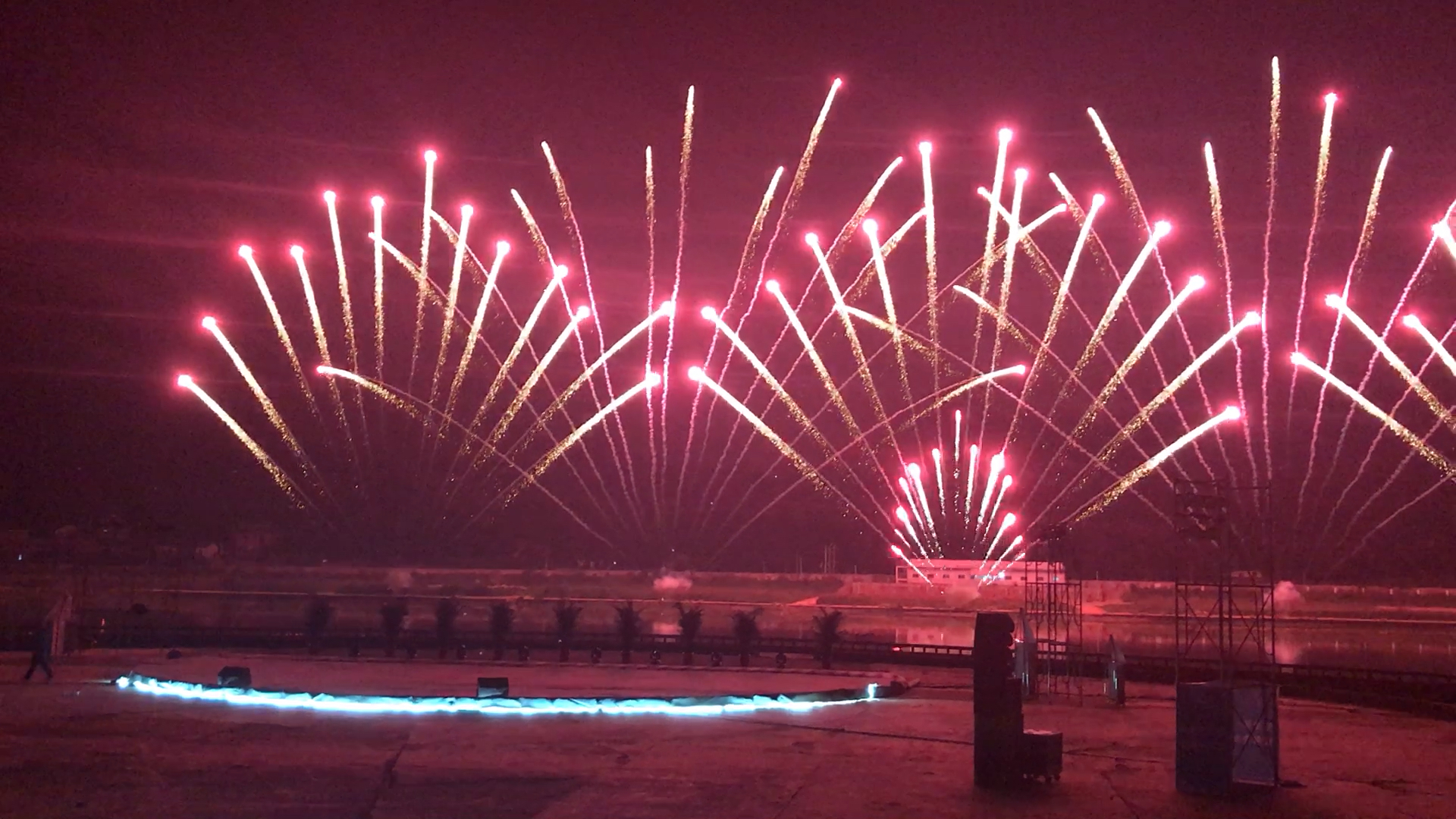 浏阳烟花漂亮吗.