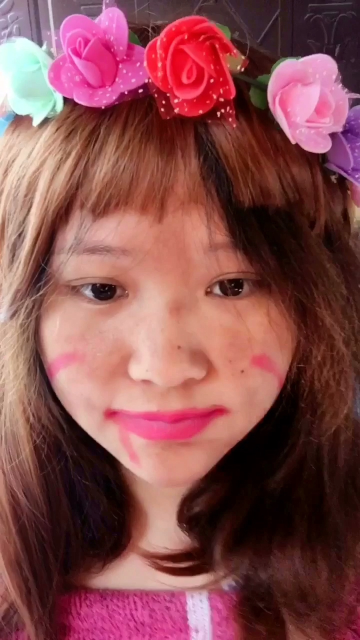 丑女成功逆袭妆后被万人追捧