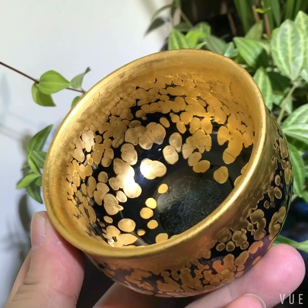 【名称:金油滴 【用途】品茗/馈赠/收藏/把玩 【材质】原矿釉,24k金