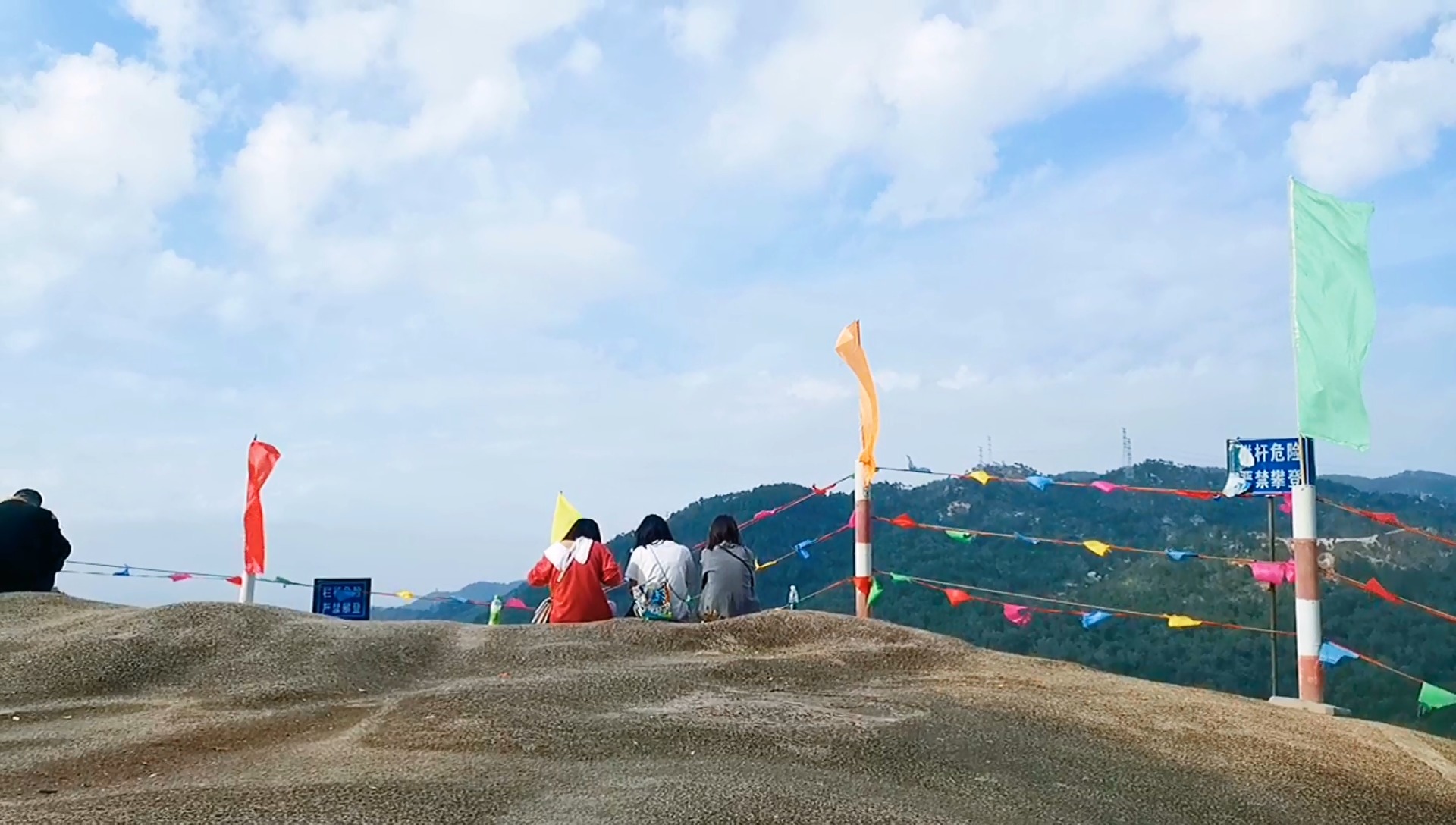 航拍揭阳炮台风门古径一景.