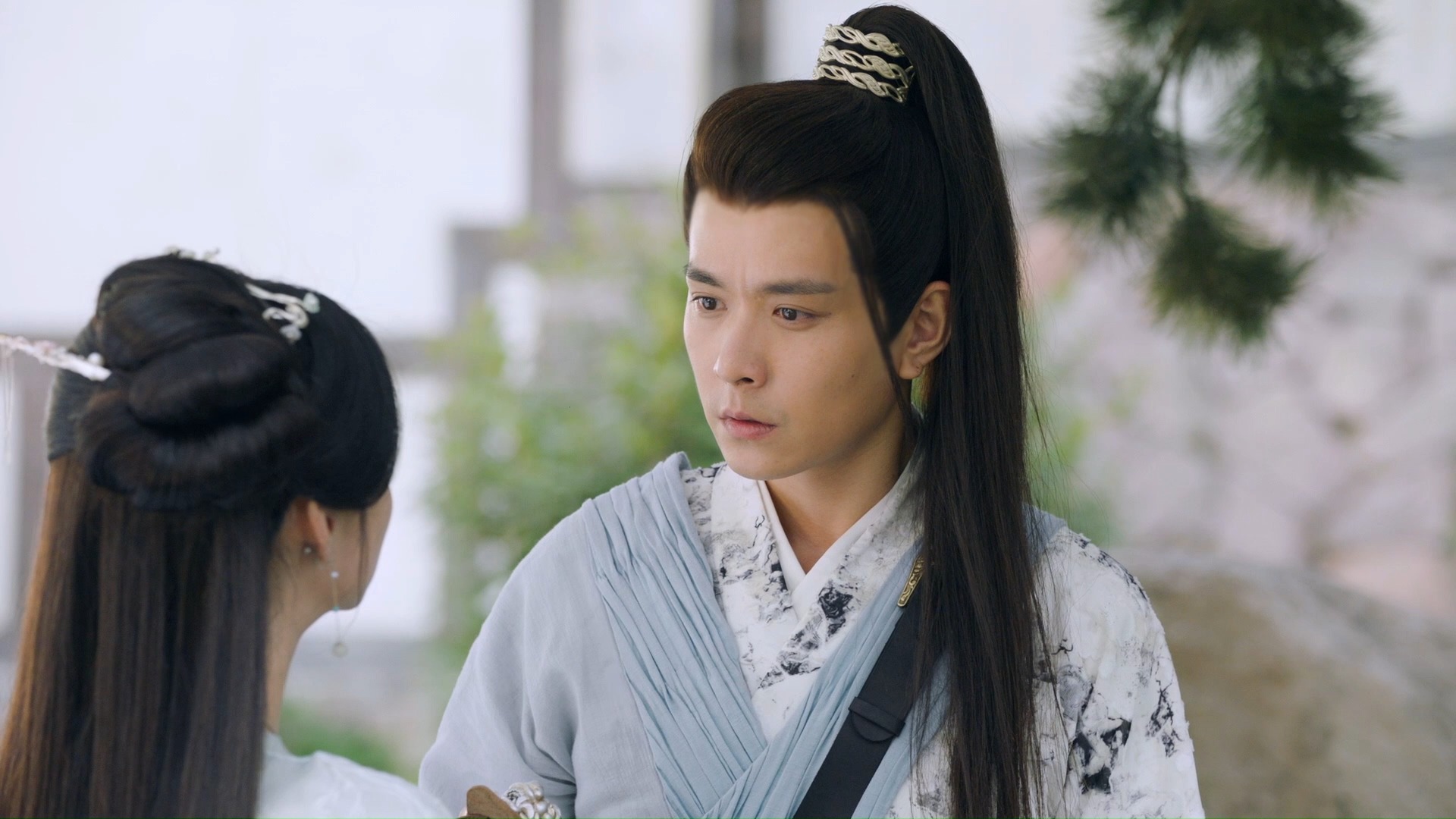 玲珑狼心 优柔一不小心把心里话说出来了,还主动亲了玄宇