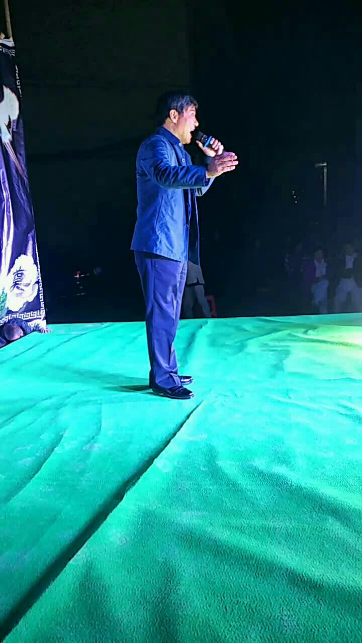 中国戏剧梅花奖获得者    临汾眉户剧团团长   潘国良老师