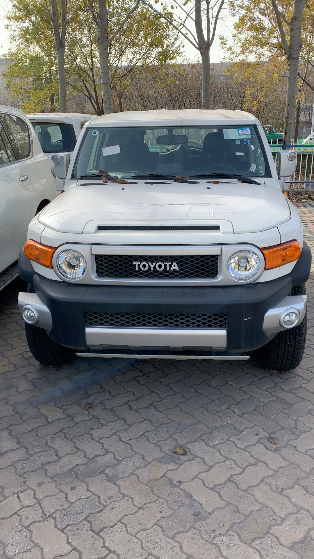 酷路泽fj18款中东版天津港保税区平行进口