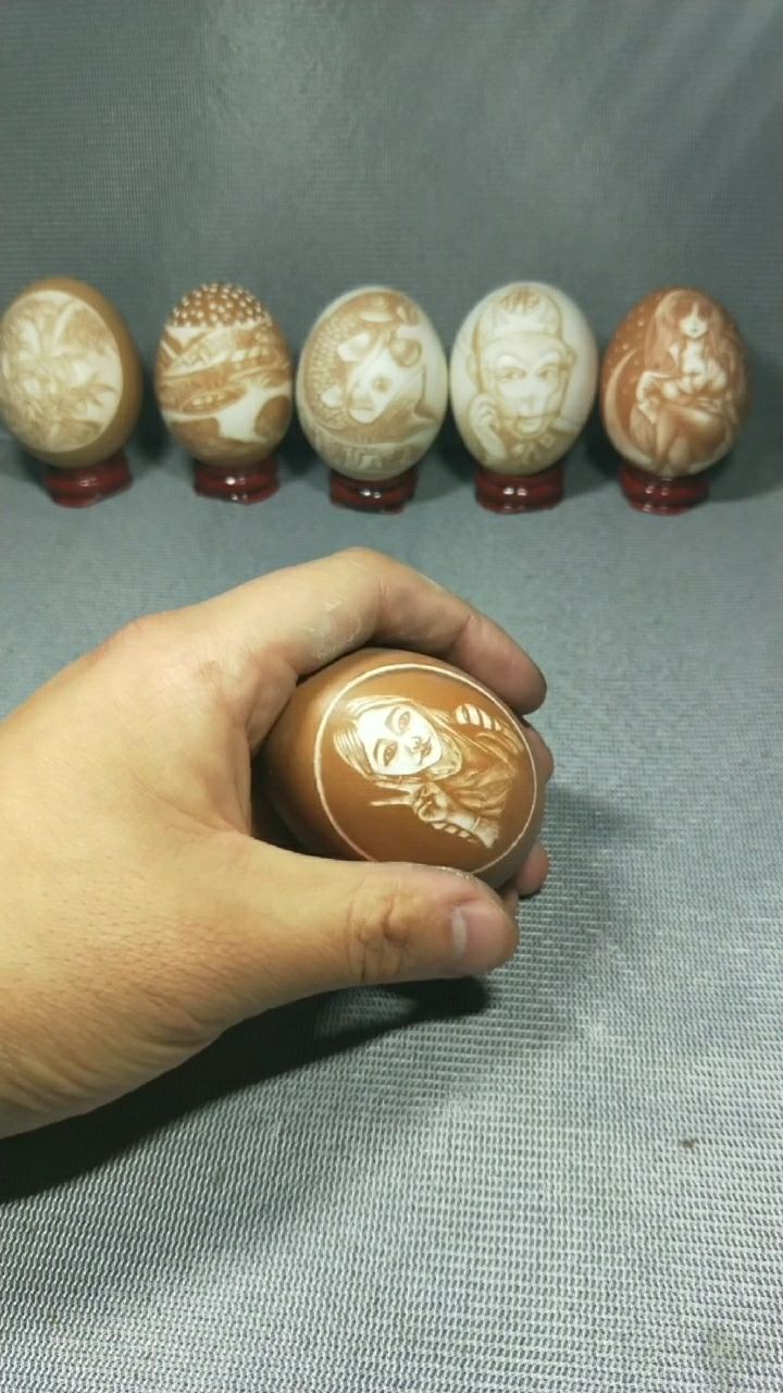 鸡蛋雕刻镂空做灯笼,非物质文化遗产传承人(蛋雕艺术)