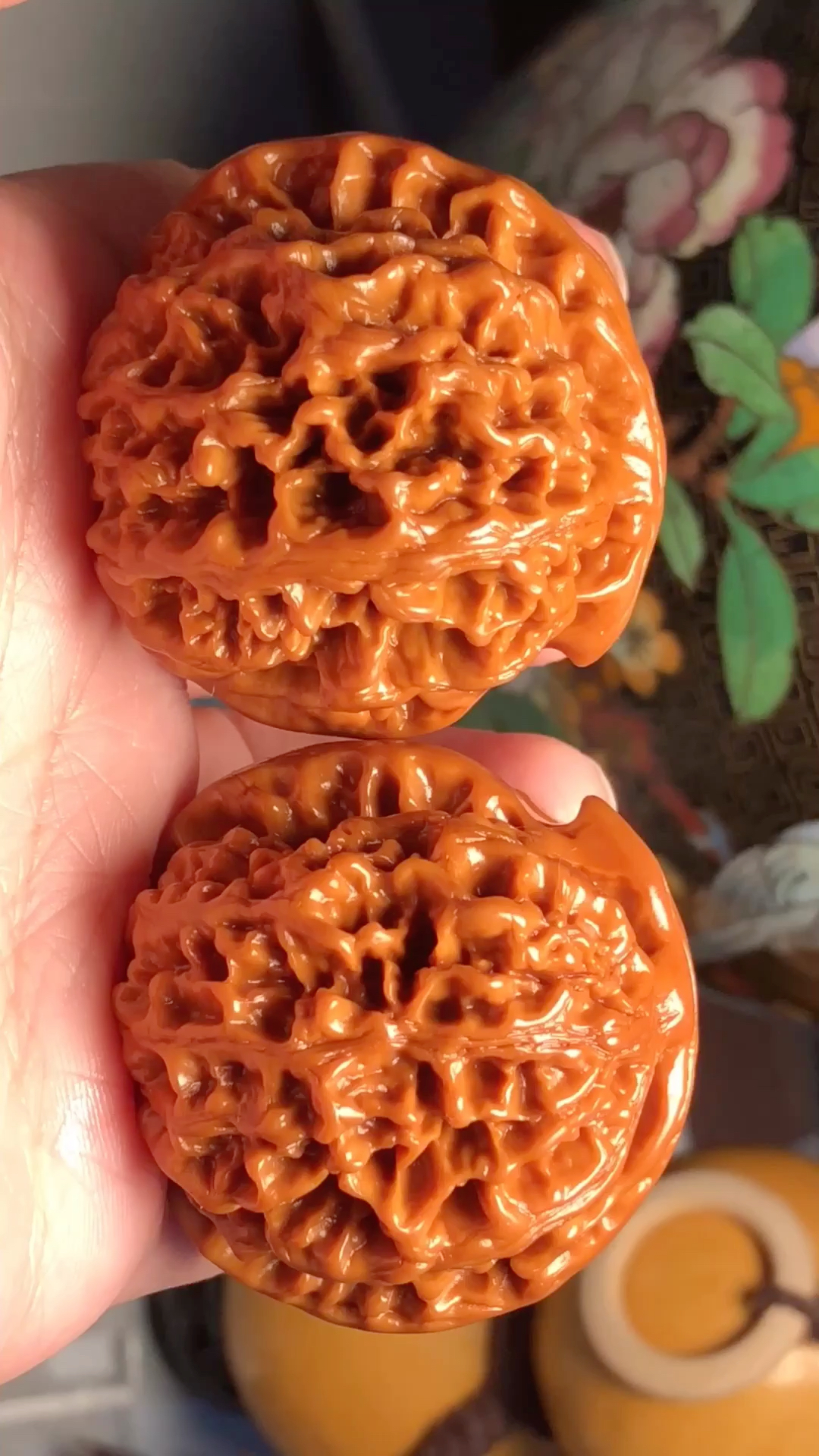 中国大花狮子头鹰嘴43巨肚46,已包浆,瓷度好,纹路巨美,极为饱满,纹路