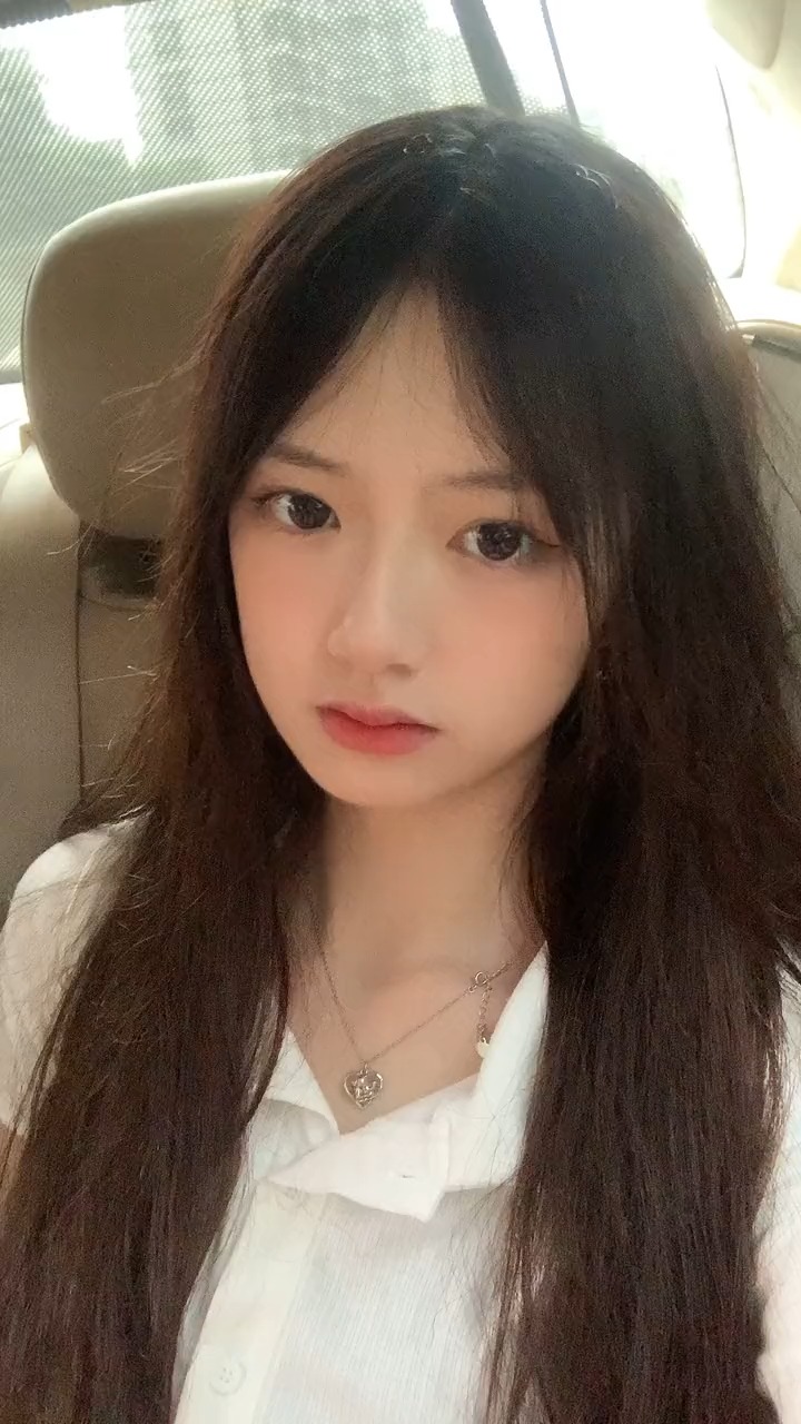 双下巴真可爱