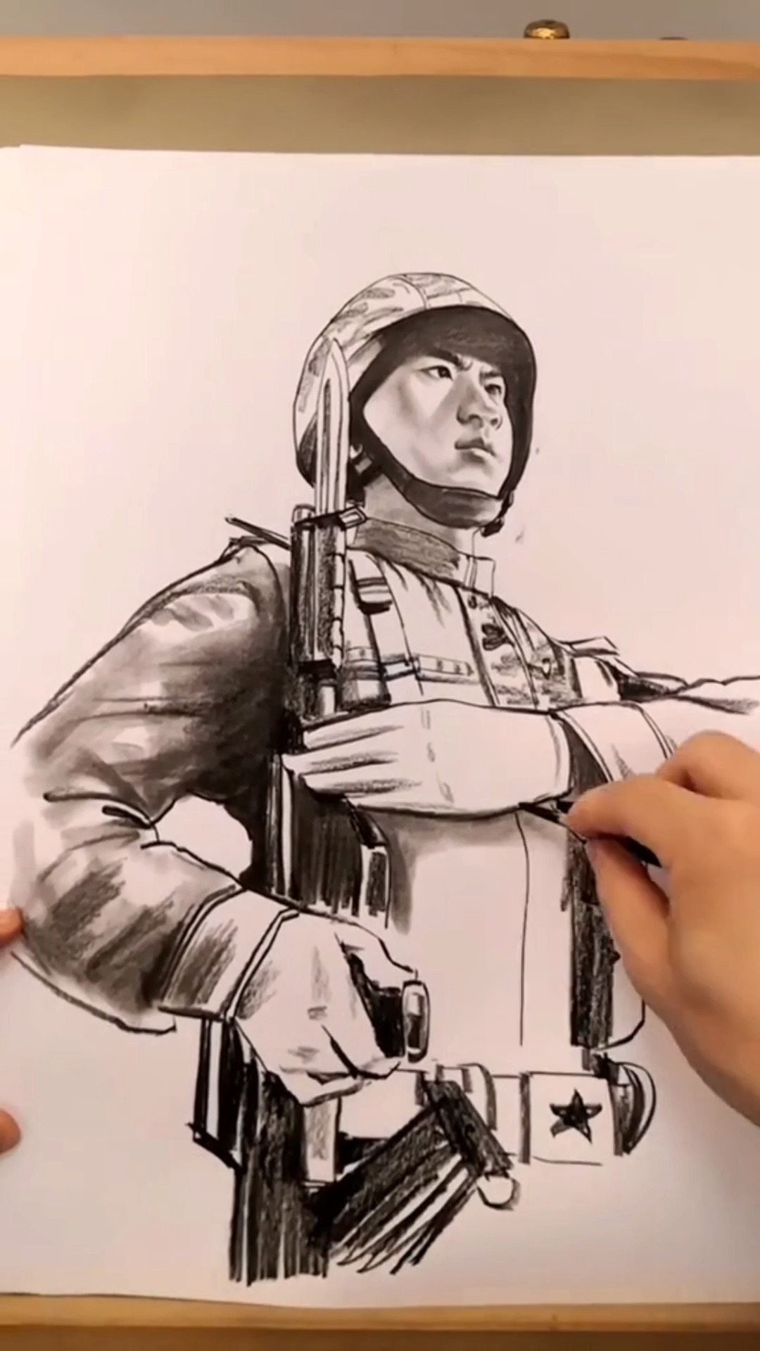 致敬军人,因为他们在一直保护着我们!#创意绘画