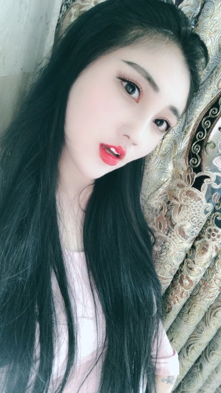 哈喽,小姐姐你好99